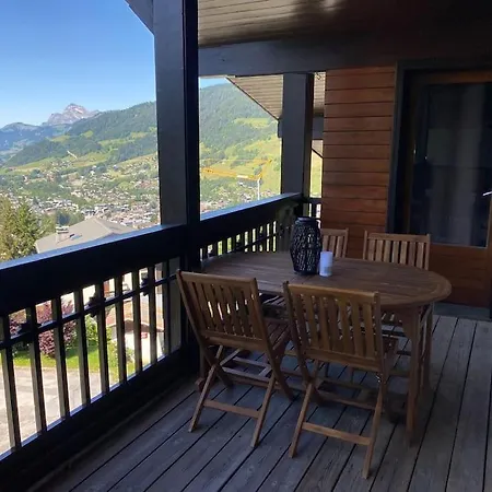 Superbe Avec Vue Sur Montagnes, Calme