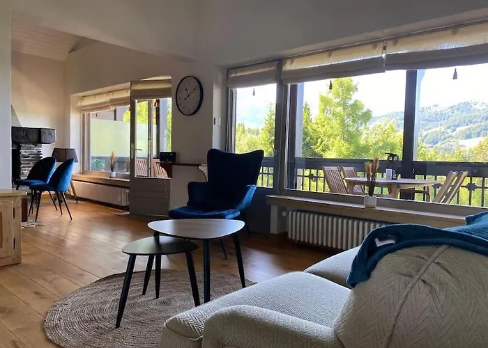 Superbe Avec Vue Sur Montagnes, Calme